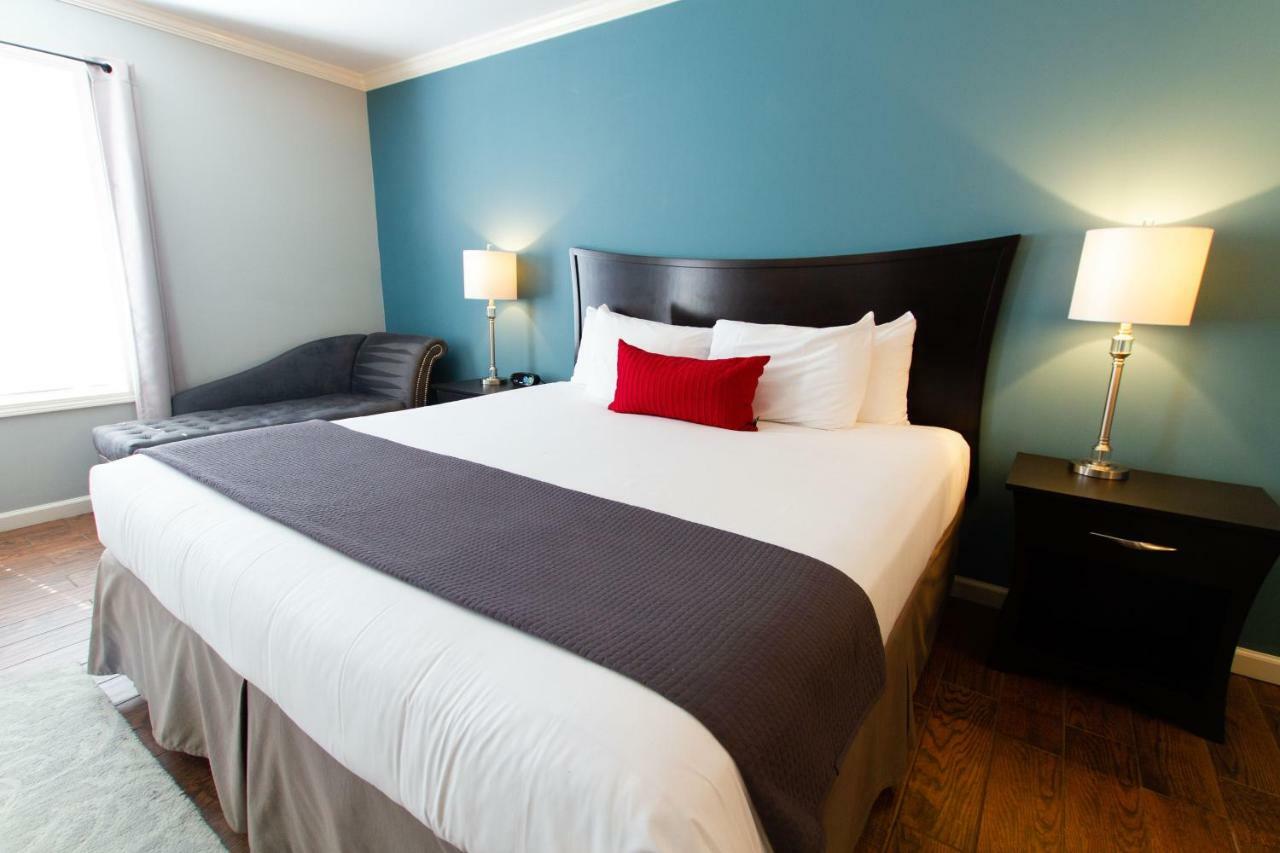 The Square & Hotel 5*